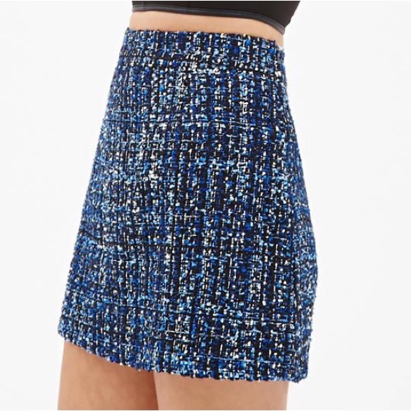 SEQUIN beaded tweed mini skirt size small. - Picture 2 of 6
